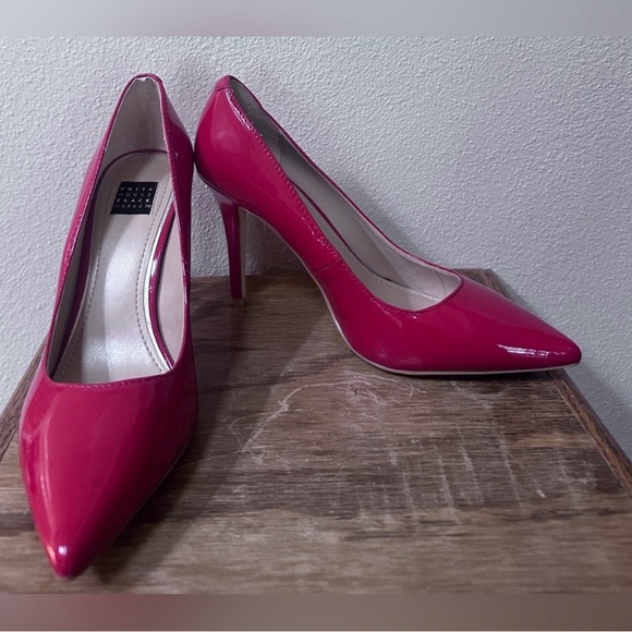 WHBM red patent leather pumps New size 6 - Picture 2 of 5